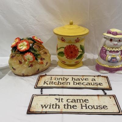 Cookie Jars And Pitchers