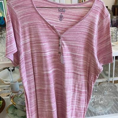 Croft & Barrow Pink White Horizontal Striped Ladies Top Size 2X AAA2608 $29.99 AAA Vintage Shop 9017 Airline HWY New Orleans LA 70118...