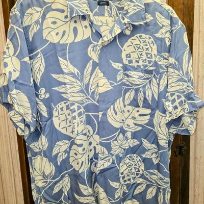 Vintage Men's Polo, Rayon, Floral Print, Extra Large, Blue and White JEN2021 35.99