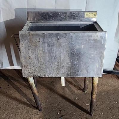 LG9002 Krowne Stainless Steel Single Commercial / Industrial Sink $200.00 