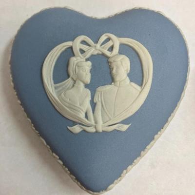 Vtg Wedgewood + Disney Jasperware Blue “Cinderella” Heart Shaped Box AAA2379 $80.00 