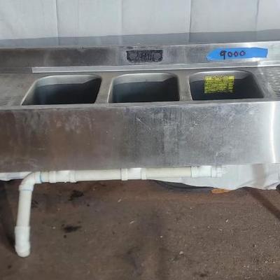 LG9000 Krowne Stainless Steel Triple Commercial / Industrial Sink $500.00 