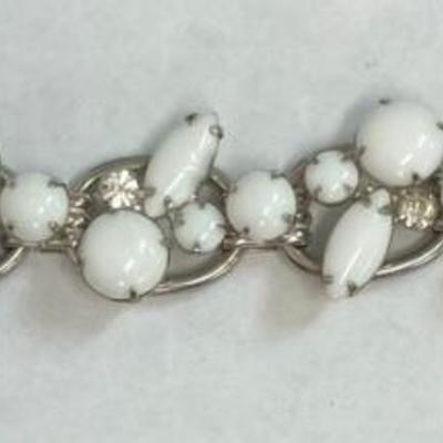 Vintage Juliana D&E White Milk glass & Rhinestone Bracelet AAA2454JM $150.00 