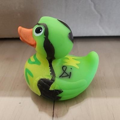 fa9351 3 Inch Camouflage Rubber Duck Autographed by Si Robertson of Duck Dynasty $99.99