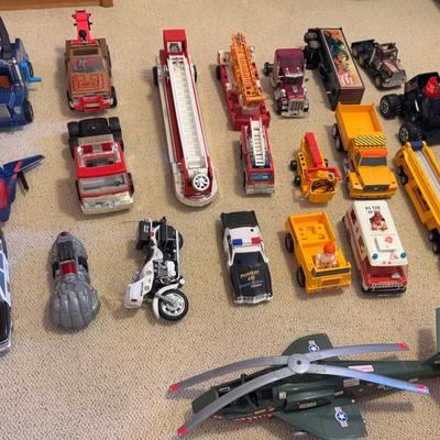 Mystery Lot - Large Trucks And Aircraft 