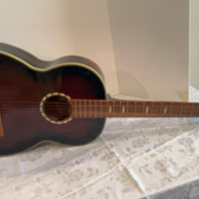 Acoustic Guitar