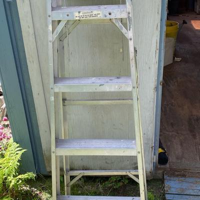 Aluminum Ladder