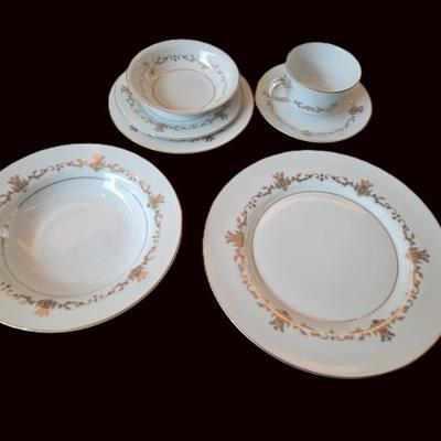 Mikasa china dinner service- Carlton