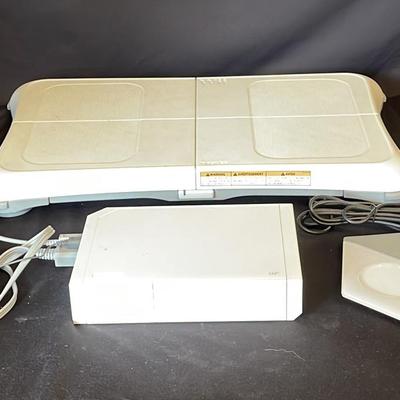 Wii Gaming System And Controllers