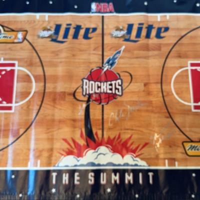Rockets Signed Banner - Clyde And Hakeem