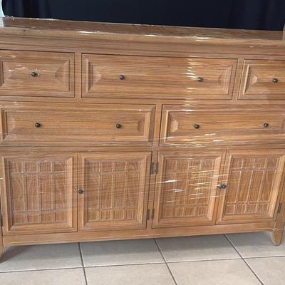 Thomasville Dresser With Mirror