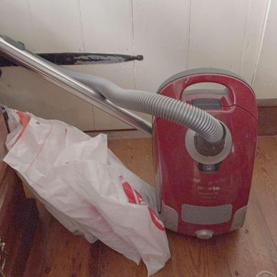 Miele Compact C1 Vacuum & Bags