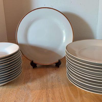 Gibson Gold-Rimmed Plate Set
