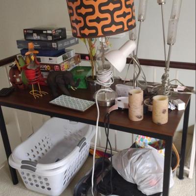 HOUSEHOLD DECOR ASSORTMENT WITH TABLE