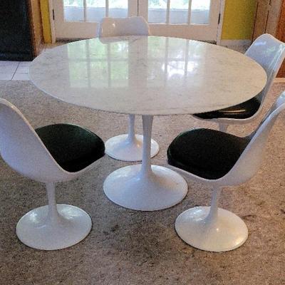 ROVE CLASSICS TULIP DINING TABLE AND CHAIRS