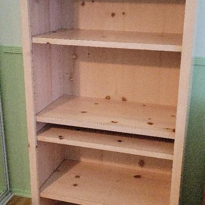 SWEET CHILDREN'S BOOKSHELF