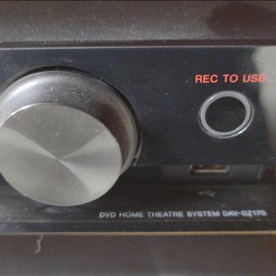 SONY DAV - DZ170 DVD HOME THEATER SYSTEM WITH SPEAKERS