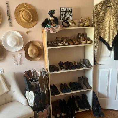 DESIGNER AND NOT!!!
SHOES