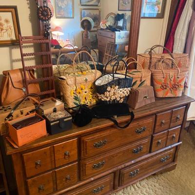 Sale Photo Thumbnail #486