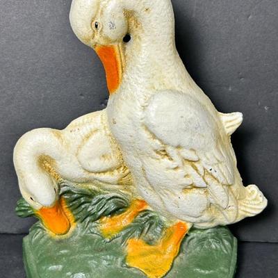 Vintage John Wright Donsco Cast Iron Doorstop – Hand-Painted White Ducks, 8” Tall