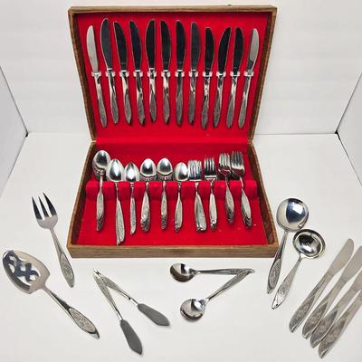 Vintage Lifetime Cutlery Stainless Steel Flatware Set Service For 16 Plus Serving & Extras