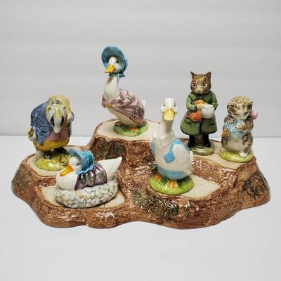 Beswick Beatrix Potter Figurines With Tree Stump Base Lot 6