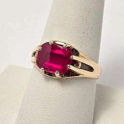 10K Gold (Tested) Ruby Ring- Size 8.5