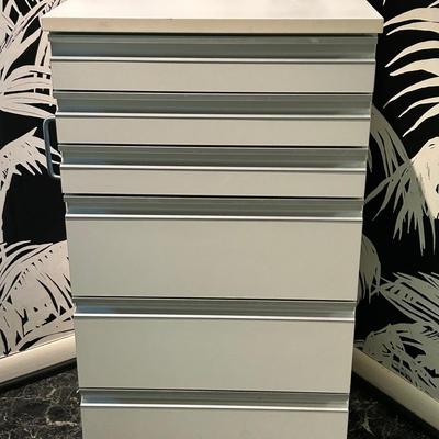 Mobile 6-Drawer Laminate Storage Cabinet on Casters, 18x20x34"