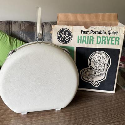 Vintage GE portable hair dryer