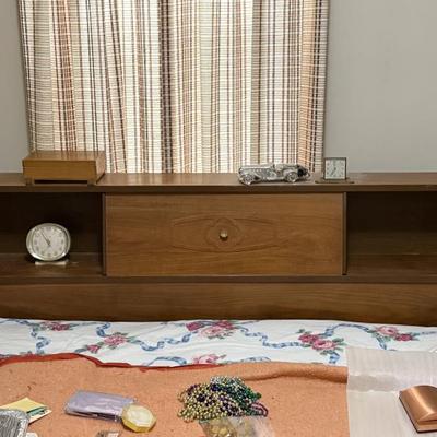 Mid Century Bassett Furniture storage headboard