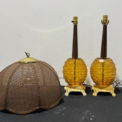 Vintage Mid Century Lamp Pair Faceted Amber Glass W/ Bamboo Wicker Lamp