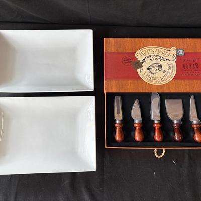 Petite Maison Cheese Knife Set with 2 Matching Platters