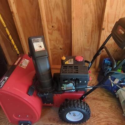 Craftsman 24" Electric Start Snow Blower & 6 Snow Shovels 