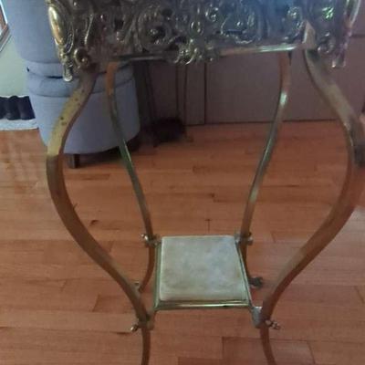 Marble and Brass Planter – Elegant Accent Piece
