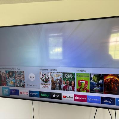 Samsung 65” TV