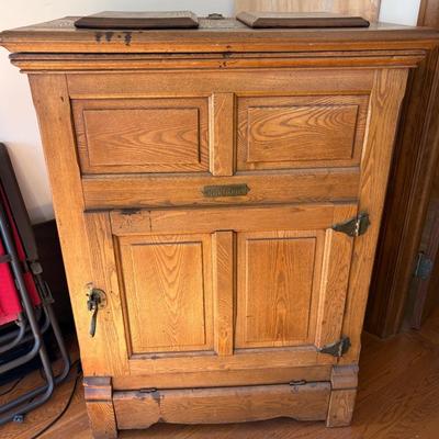 Vintage New Columbia Ice Box-Oak