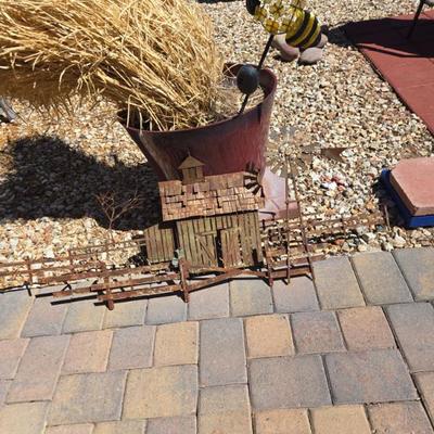 Yard Décor