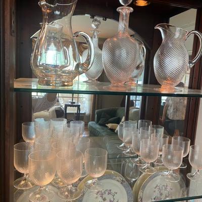 Estate Sales By Olga in Colonia, NJ