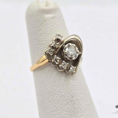 #620 • 10k Gold and Diamond Ring, 3g
