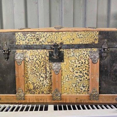 #10200 • Storage Trunk
