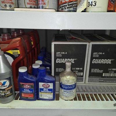 #10252 • Diesel Engine Oil, Oil Treatment and Gear Oil
