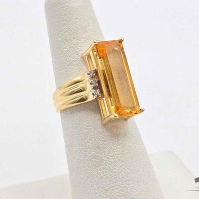 #522 • 14k Gold, Citrine and Diamond Ring, 6.3g
