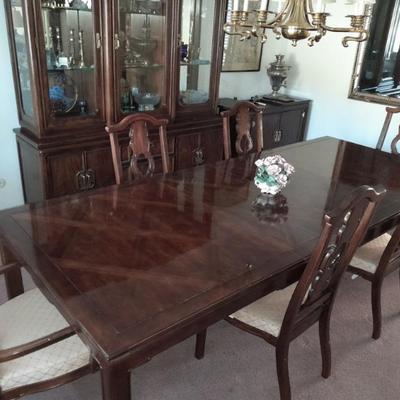 Thomasville Asian style dining set