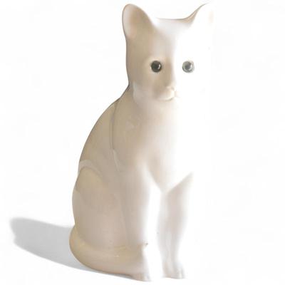 Elpa Alcobaca White Ceramic Cat Figurine, Portugal, 1980s
