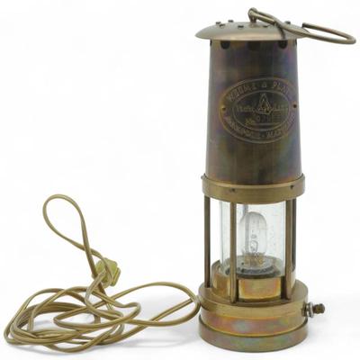 Weems & Plath Brass Yacht Lamp No. 02955