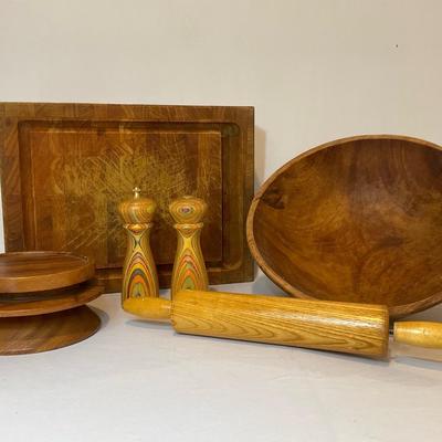 Wooden Kitchen Finds