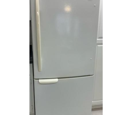 White LG Fridge/Freezer