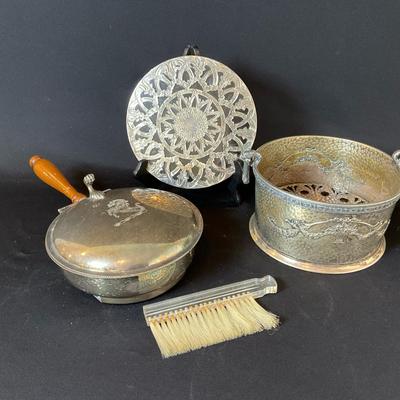 Vintage Wine Bottle Holder, Crumb Catcher & More