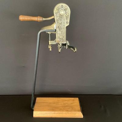 Roger Estate Wine Opener 