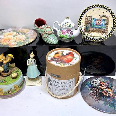 Musical Box “Russ” Decor and More 